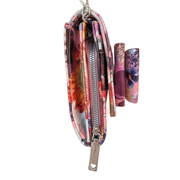 BETSEY JOHNSON ~ Vibrant Floral Print Shoulder Bag w/Silver Chain Strap 9 x 6